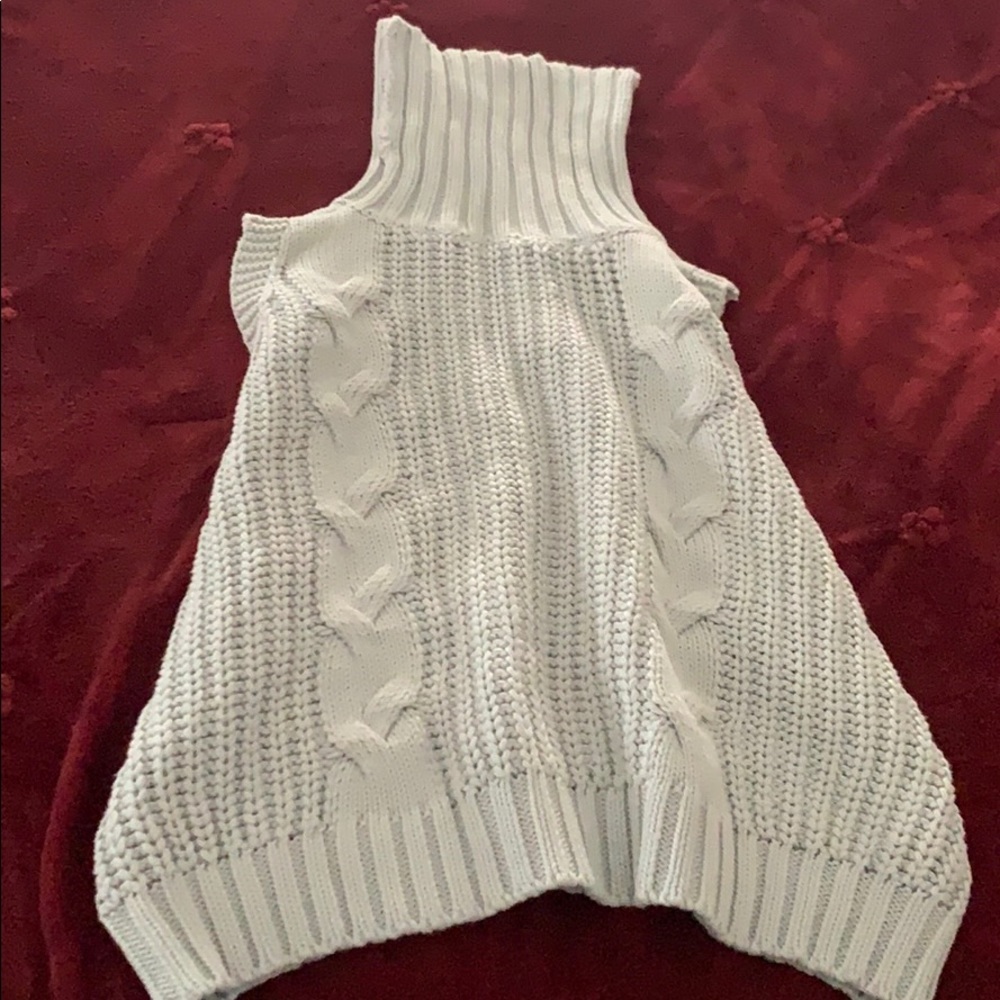 Turtle neck sweater